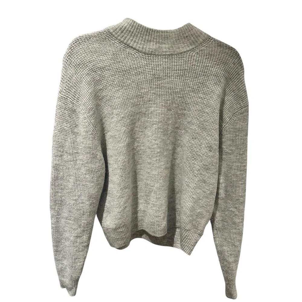 Gap Gray Mock Neck Waffle Knit Sweater Size Medium